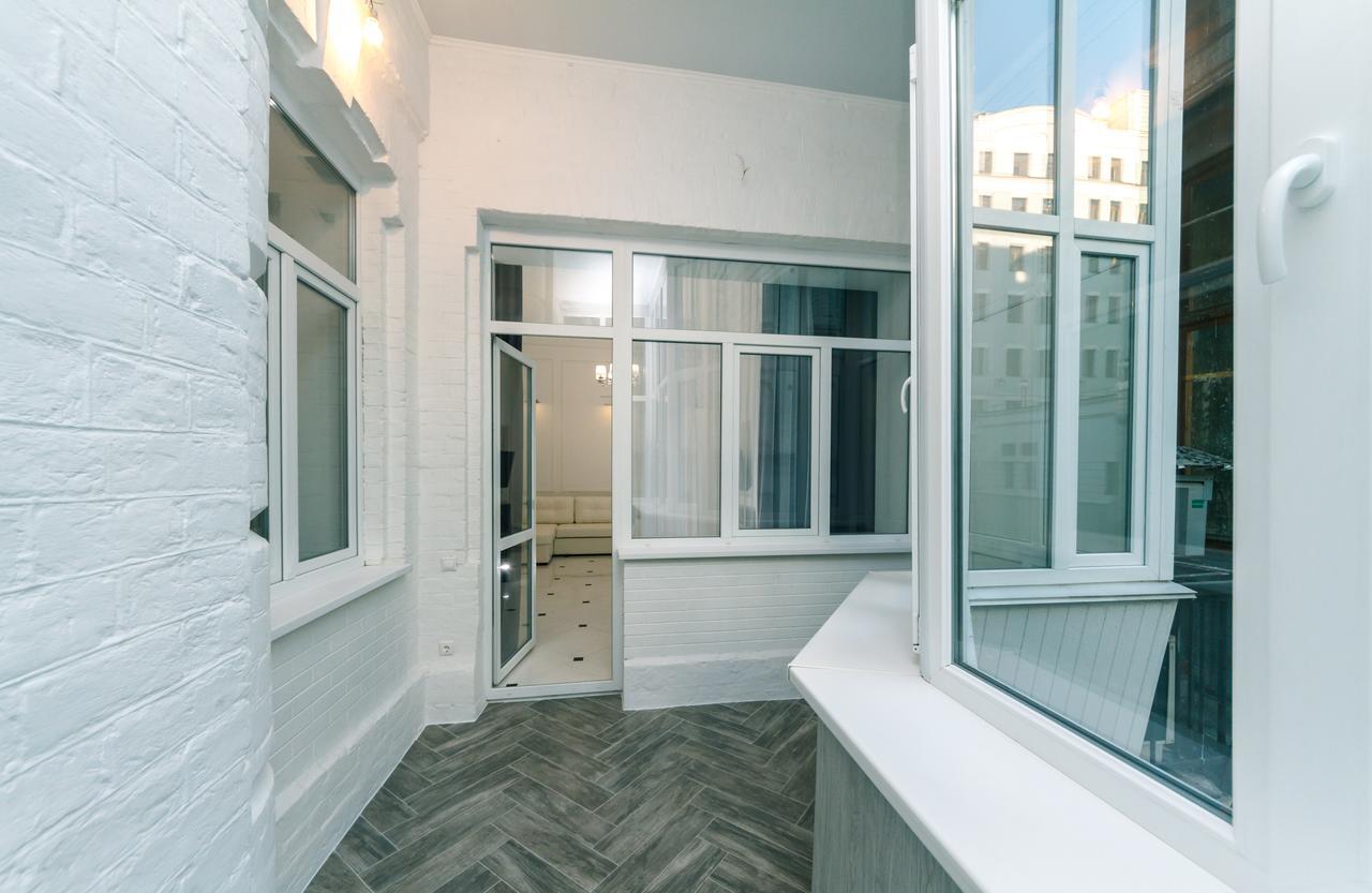 Vip Apartment Near Kreschatyk, 31А Pushkinska Street Kyiv Exterior photo